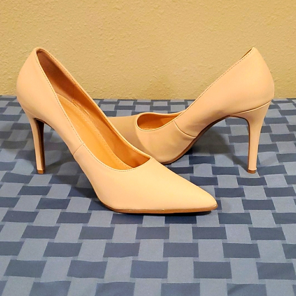 ShowHow pumps
